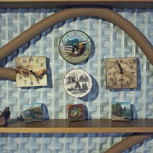 Wall Clock Set with Artistic Designs